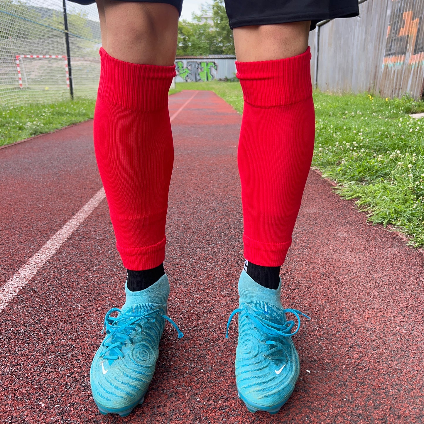 PRE-CUT SOCKS - RED