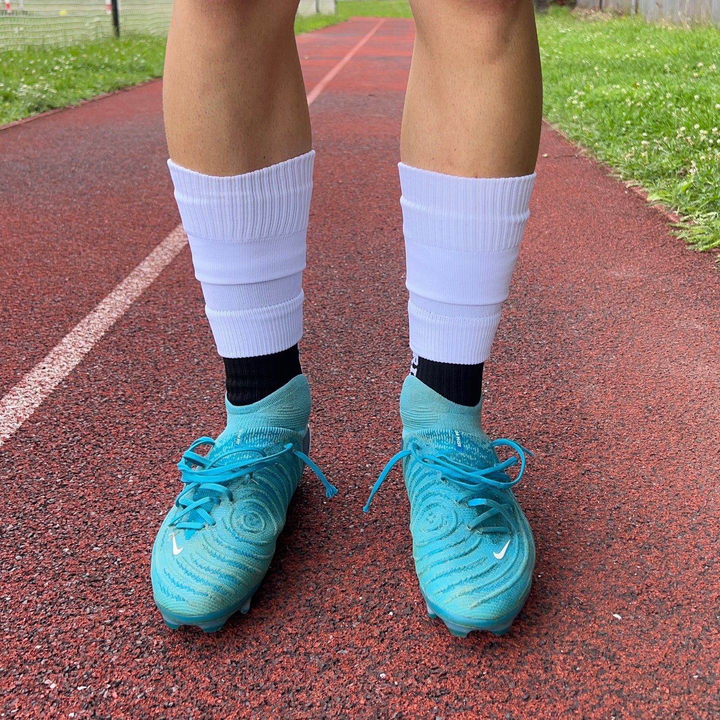 PRE-CUT SOCKS - WHITE